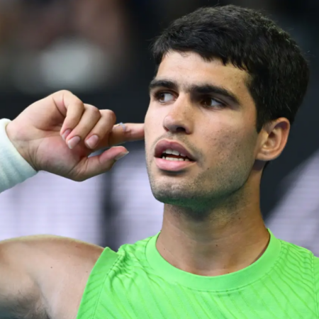 Carlos Alcaraz, campeón del Abierto de Australia tras vencer a Djokovic